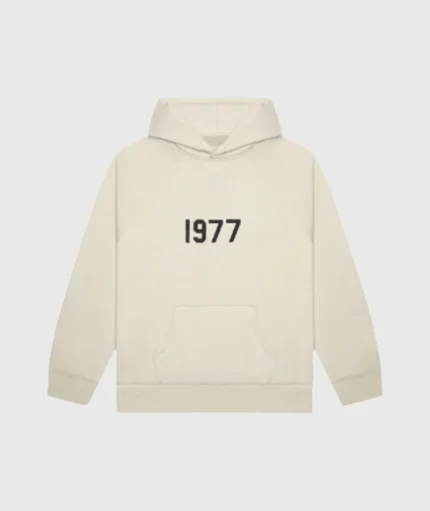 The signature 1977 Essentials Knit Hoodie